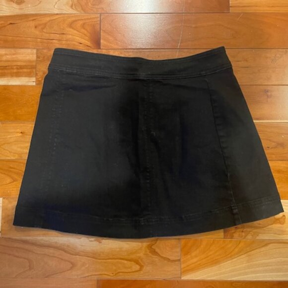 Free People Button Front Black Denim Skirt - Women's Size 6 - Picture 4 of 5